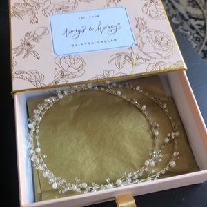 Twig & Honey - Twinkling Pearl Vine Halo -  Thread